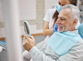 Aging and Dental Health: Don’t Let Time Rob You of the Healthy, Beautiful Smile You Deserve!